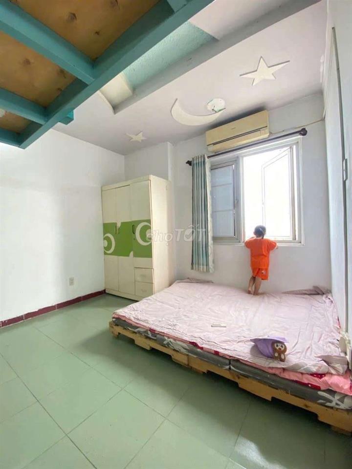 CHO THUÊ PHÒNG GIÁ RẺ CÓ GÁC CỬA SỔ TRỜI GẦN ĐẠI HỌC CÔNG THƯƠNG 