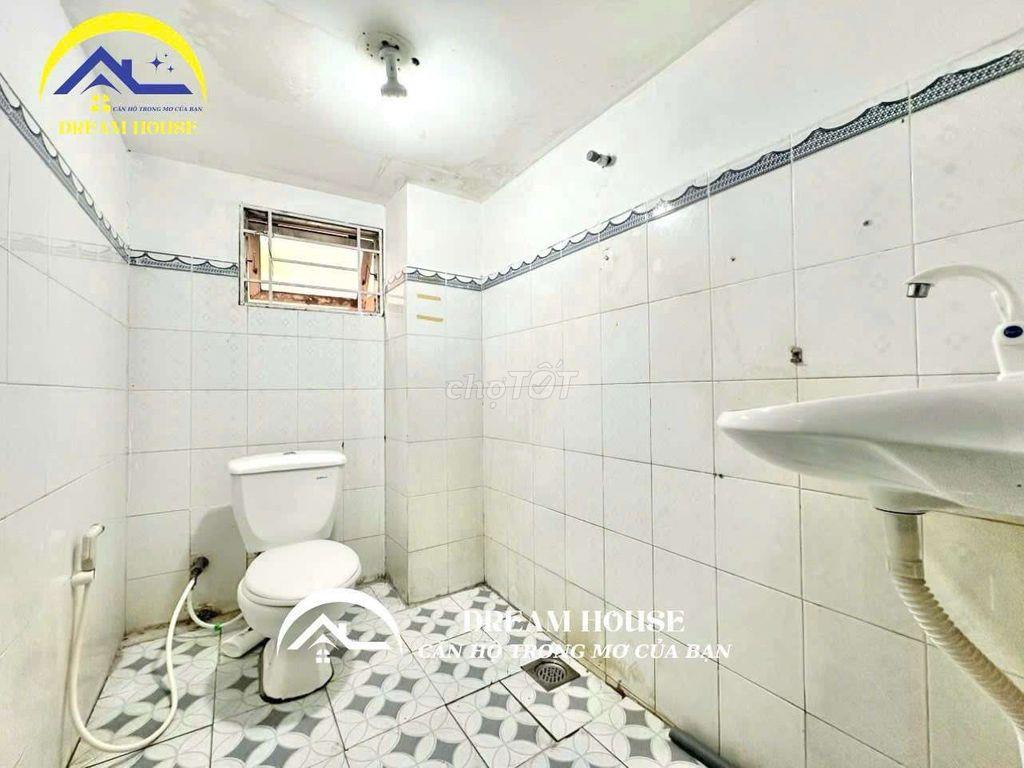 CHO THUÊ PHÒNG CÓ GÁC RẺ CỬA SỔ THOÁNG RỘNG RÃI GẦN ĐẠI HỌC VĂN HIẾN