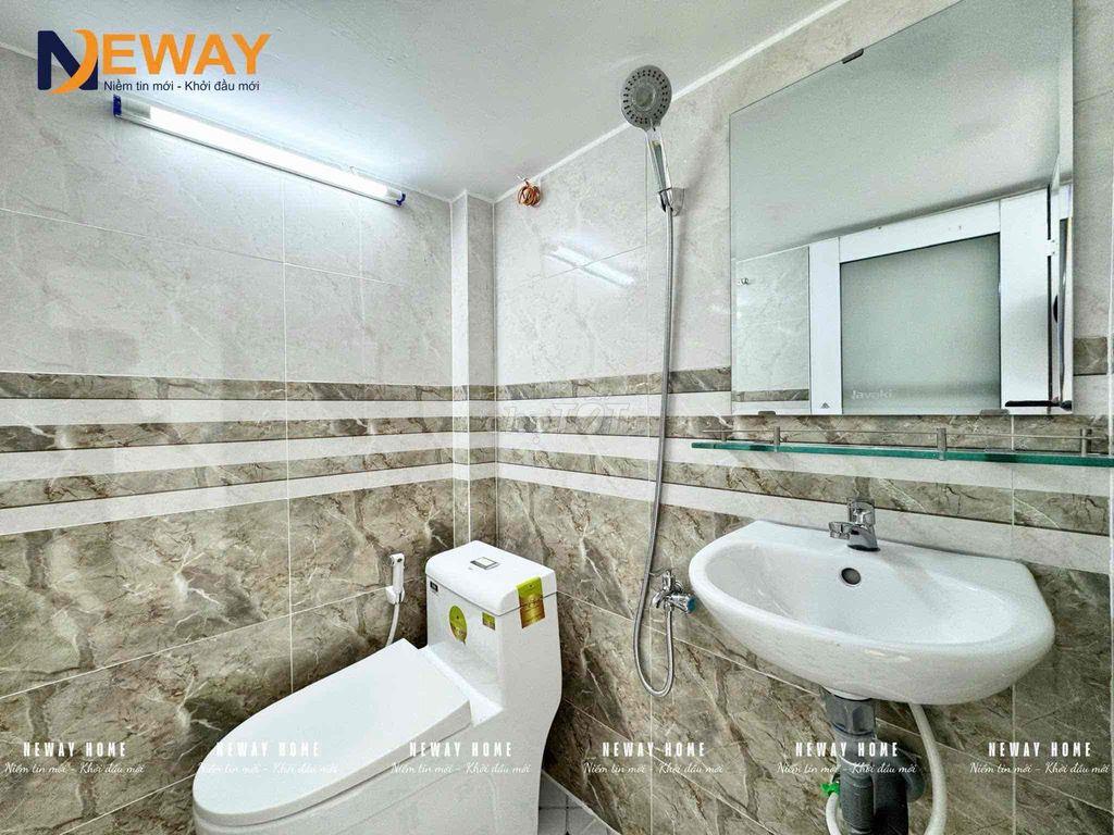 DUPLEX GÁC LỬNG - CÓ MÁY LẠNH - AN NINH NGAY NGÃ TƯ BỐN XÃ