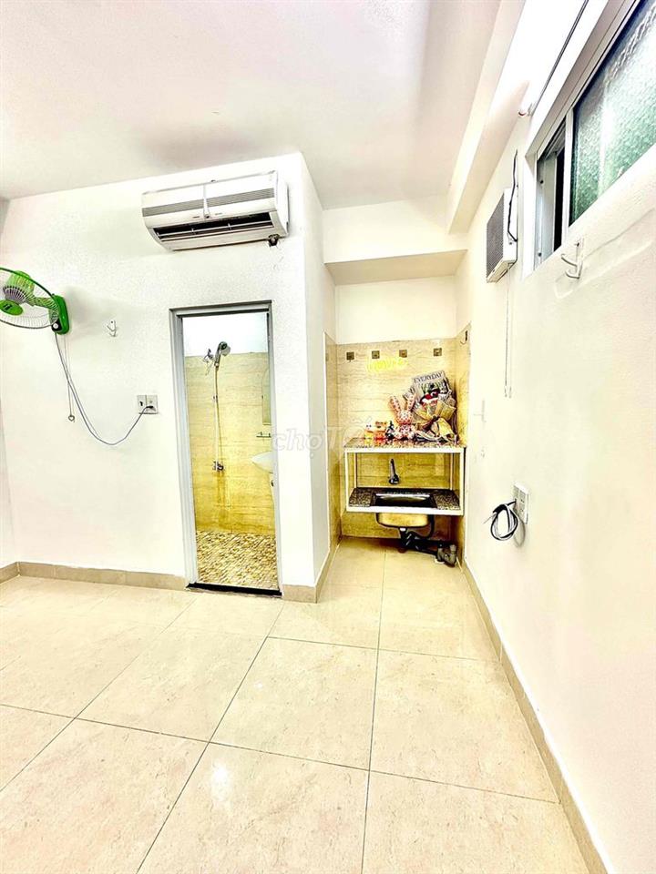 💥PHÒNG XỊN THOÁNG SINH VIÊN BANCOL CỬA SỔ 26m2 NGAY KCN TÂN BÌNH🔥🆘