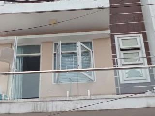 PHÒNG 22m2 CÓ GÁC, BAN CÔNG. AN NINH, YÊN TĨNH, MÁT MẼ