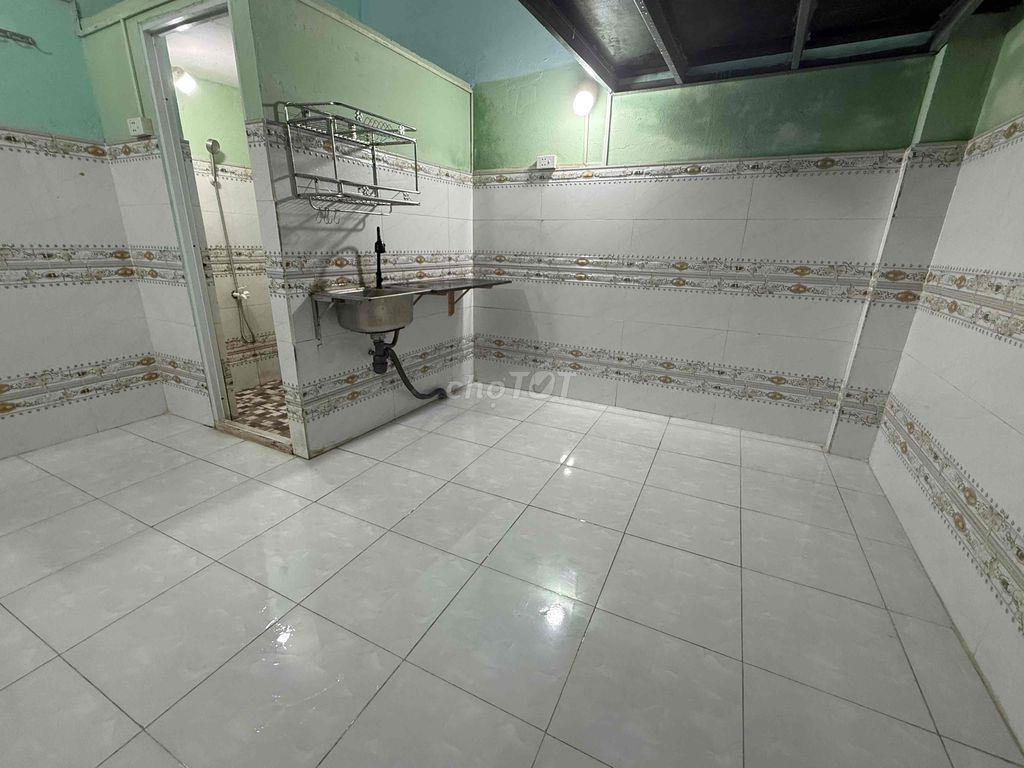 Phòng trọ HUIT gần trường, eaon mall, chợ siêu thị.