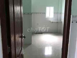 Cho thuê phòng cách trường Đh Công thương 300mét.