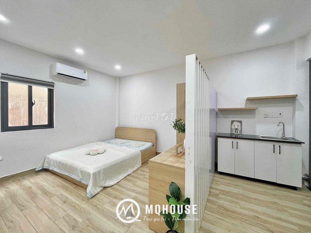 MỚI TRỐNG STUDIO TÁCH BẾP NẰM SÁT SÂN BAY QUA HUIT VÀ HVU 5P DI CHUYÊN