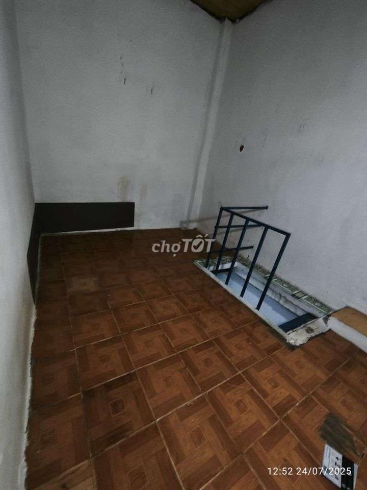 phòng trọ gần đầm sen