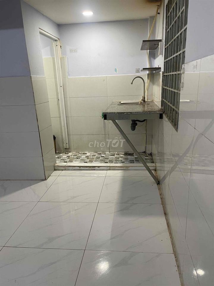 phòng trệt ngay chợ gò xoài