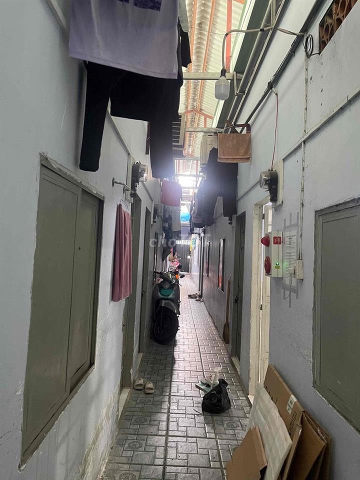 phòng trệt ngay chợ gò xoài