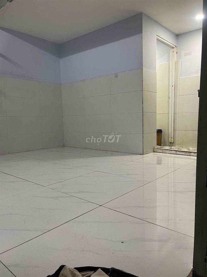 phòng trệt ngay chợ gò xoài