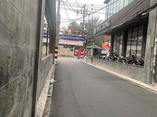 phòng trọ không gác ngay bàu cát 8