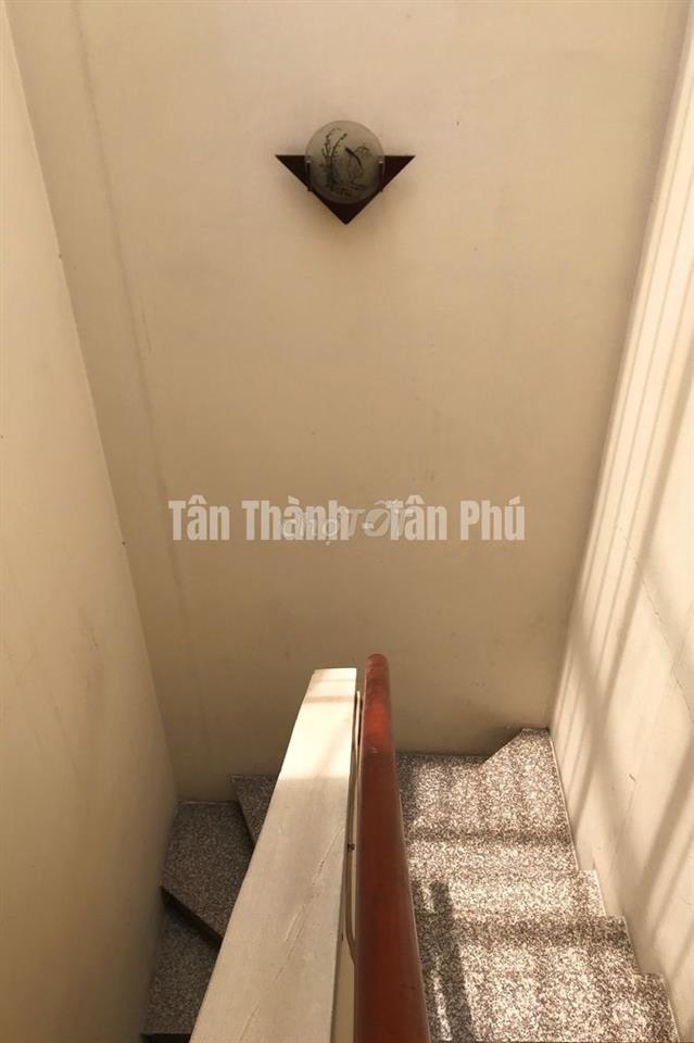PHÒNG-MỚI-TẠI-TÂN-PHÚ-CHO-TÂN-SINH-VIÊN