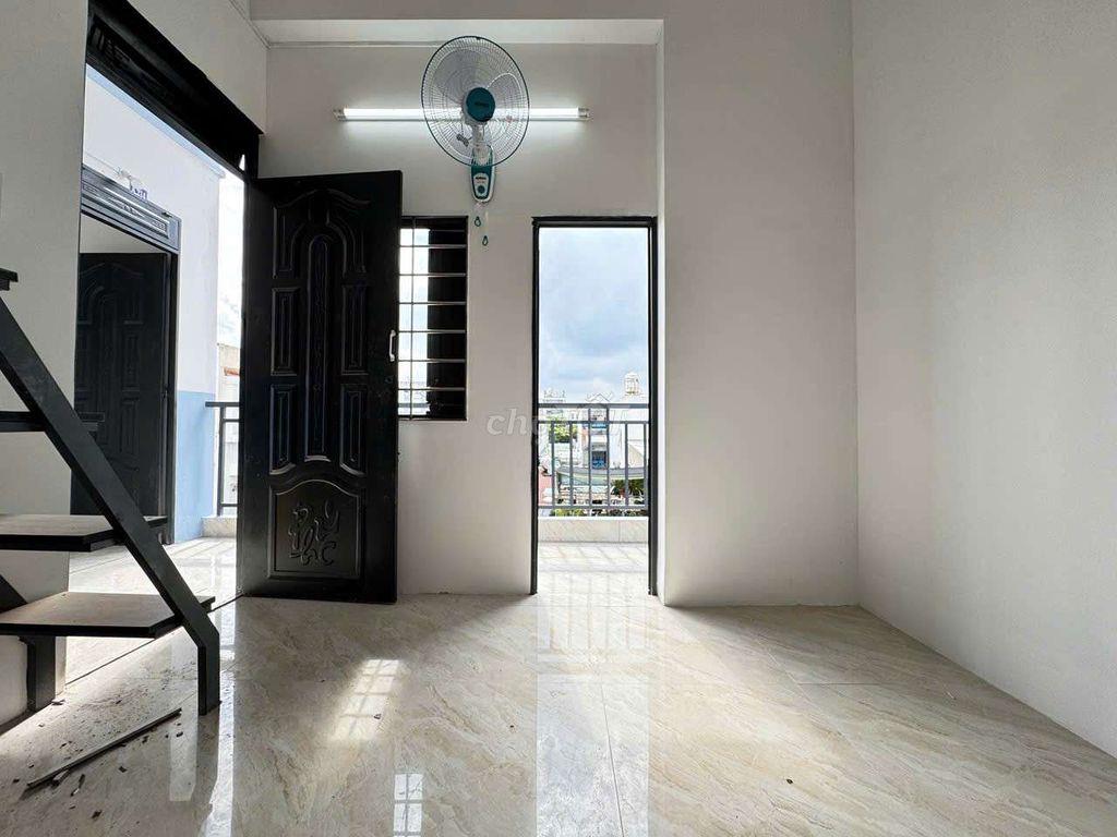 TRỌ MỚI ĐƯỜNG GÒ XOÀI 
GIÁ: 2TR7/Tháng
GIÁ: 3TR/Tháng - Có ban công 