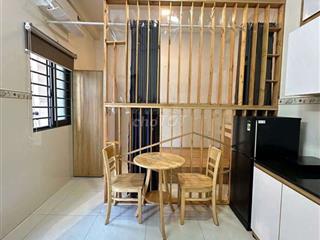 FULL NỘI THẤT – NGAY CHỢ HOÀNG HOA THÁM 