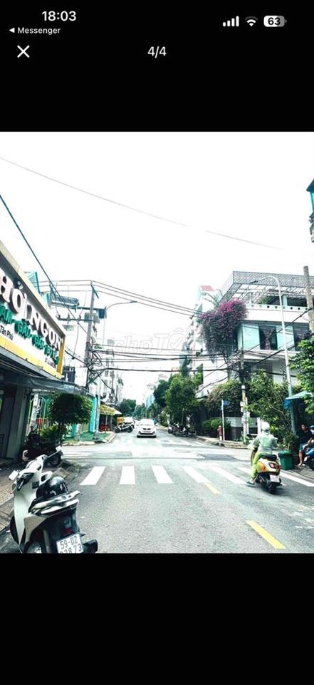 kho mặt tiền họ Lê gần Nguyễn Sơn 8x20