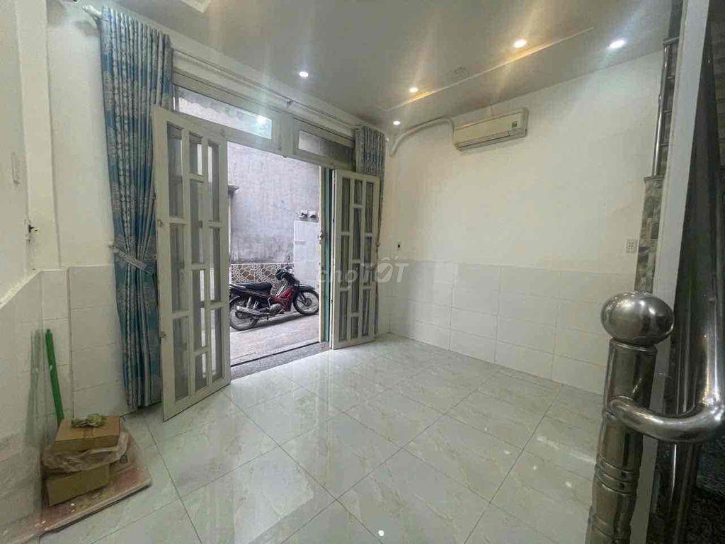 Nhà hẻm gần Lê Trọng Tấn 1 lầu 2PN