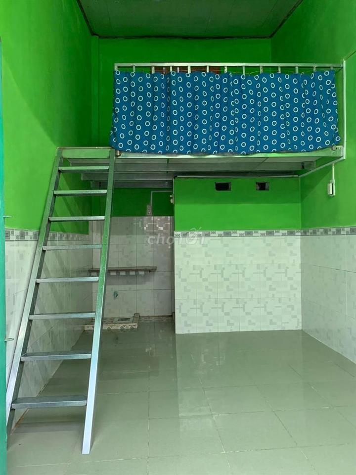 CHO THUÊ PHÒNG TRỌ TẦNG TRỆT GIÁ RẺ, CÓ GÁC TẠI PHƯỜNG PHÚ THỌ HÒA
