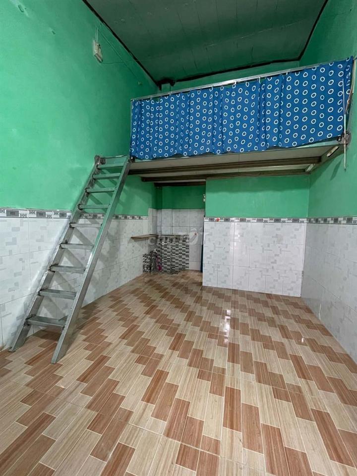 CHO THUÊ PHÒNG TRỌ TẦNG TRỆT GIÁ RẺ, CÓ GÁC TẠI PHƯỜNG PHÚ THỌ HÒA