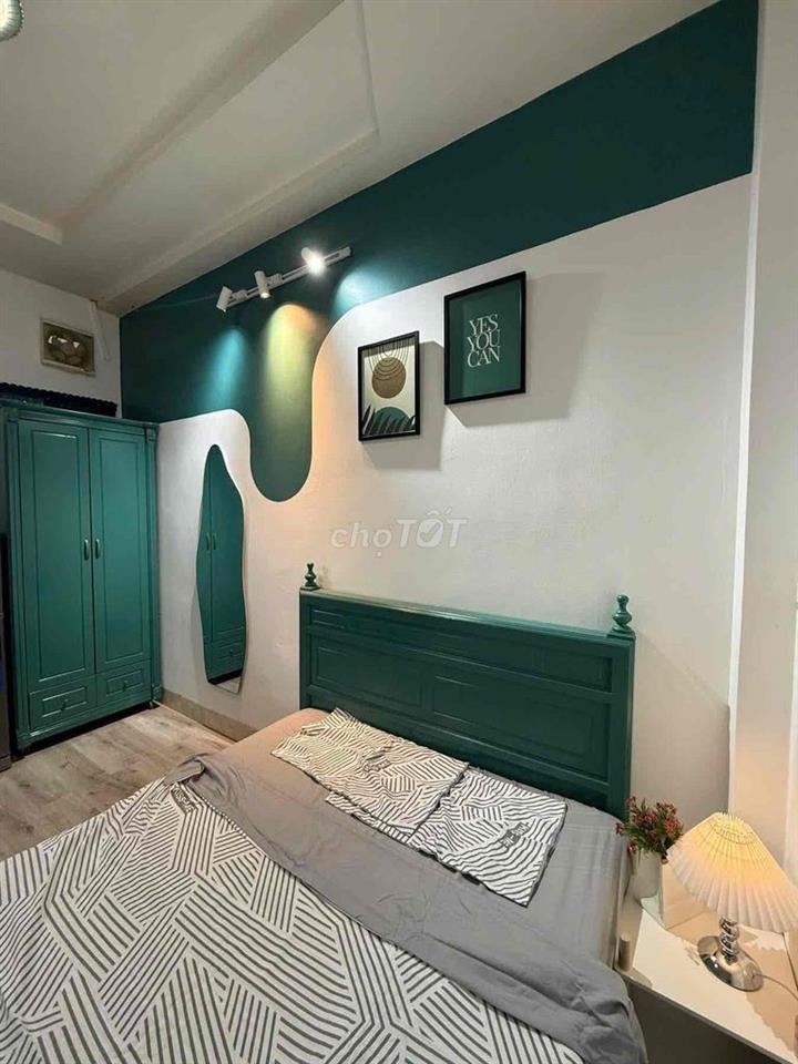 Pass phòng ở mặt tiền đường Phú thọ hoà