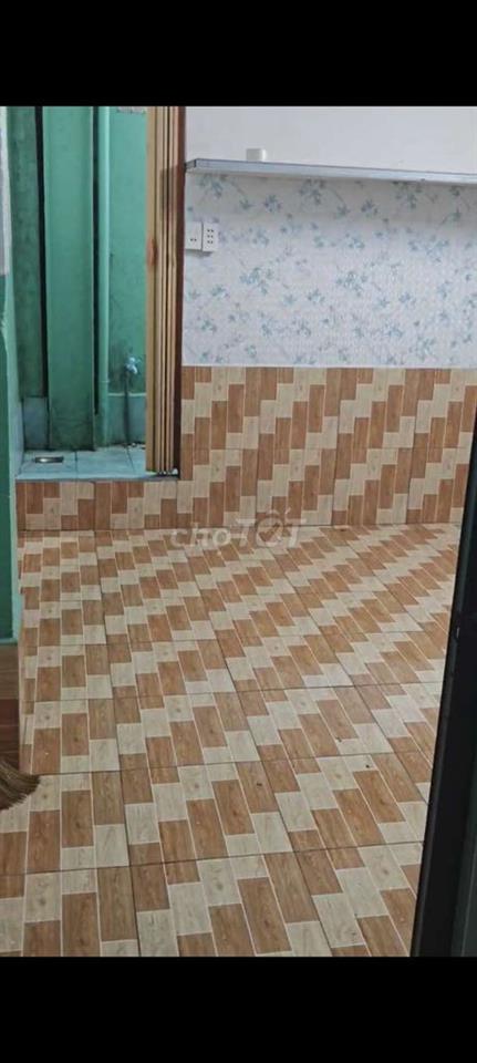 (máy lạnh) phòng trống cuối tháng cho dọn vô ở liền âu cơ kênh tân hoá
