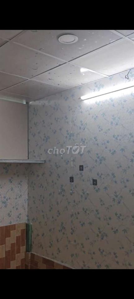 (máy lạnh) phòng trống cuối tháng cho dọn vô ở liền âu cơ kênh tân hoá