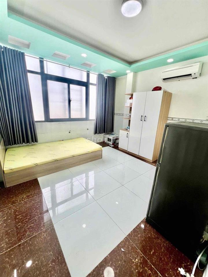 PHÒNG CỬA SỔ FULL NỘI THẤT