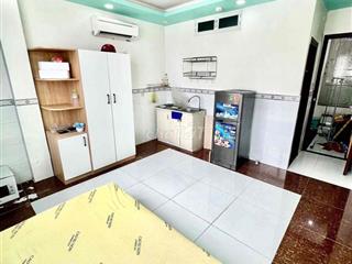 PHÒNG CỬA SỔ FULL NỘI THẤT
