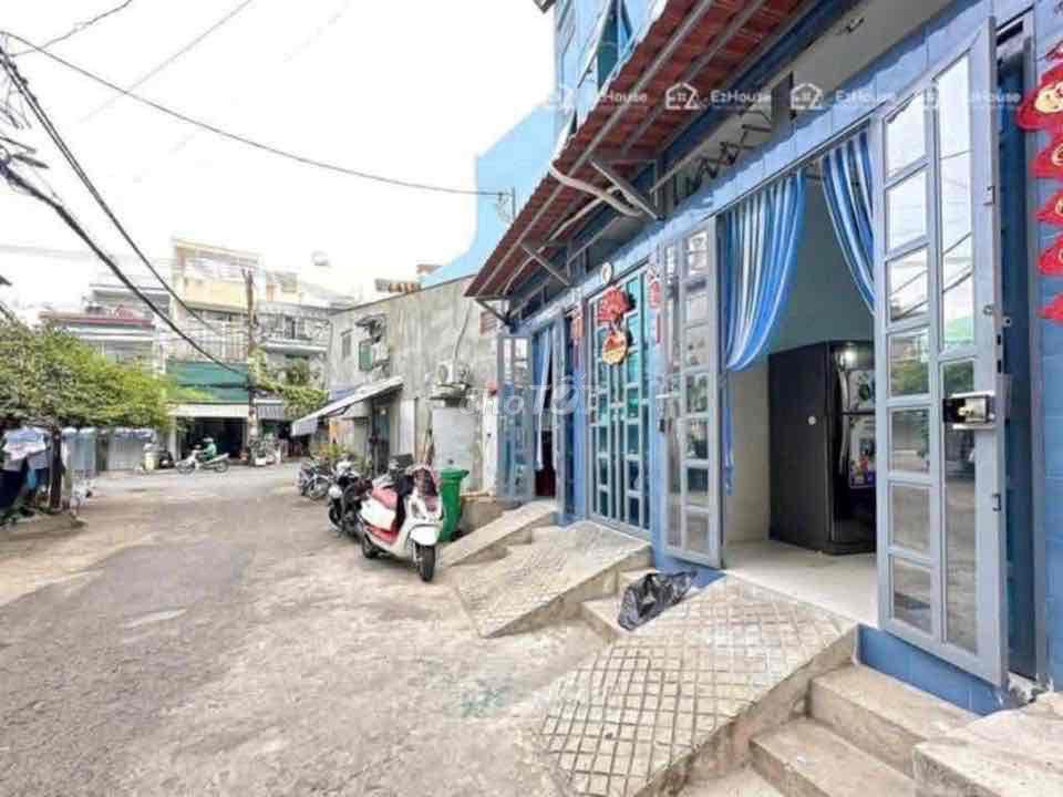 kiot mặt tiền nguyên căn
