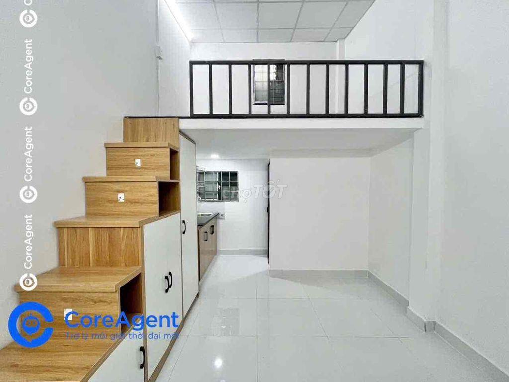Trống phòng 3tr8 cửa sổ trời kế bên Đại học Văn Hiến