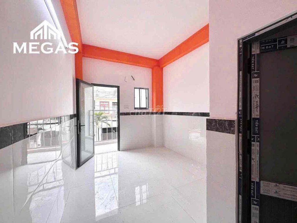 Trống phòng mới bancol 3tr5 - Đầm sen