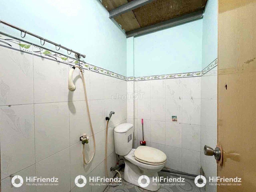 Dãy trọ 1 trệt 1 lầu - bancol . chỉ tính điện, nước