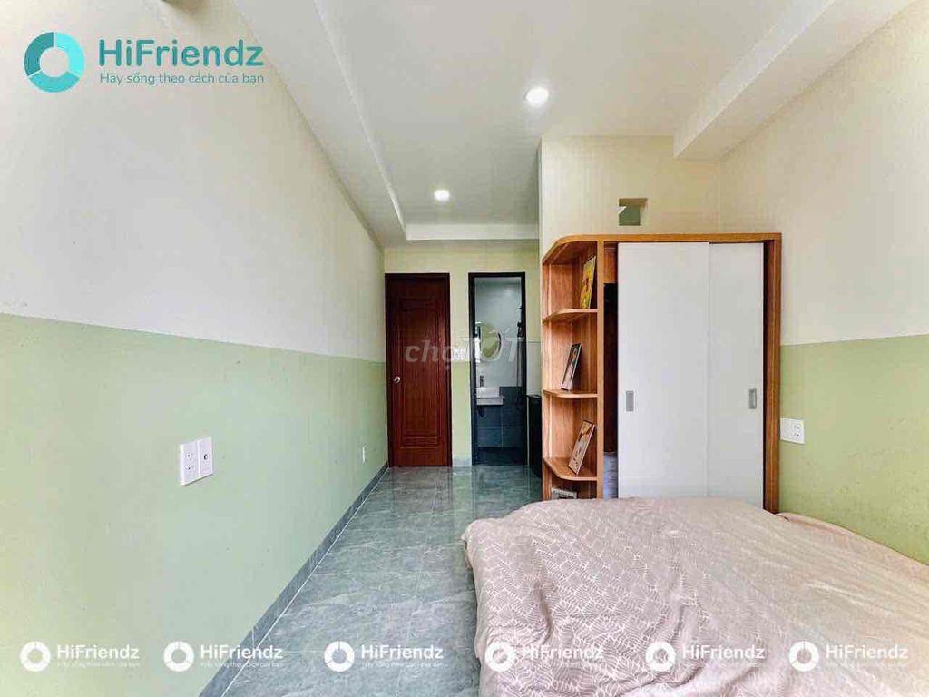 trống studio, tách bếp, bancol - ngay Lạc Long Quân q11