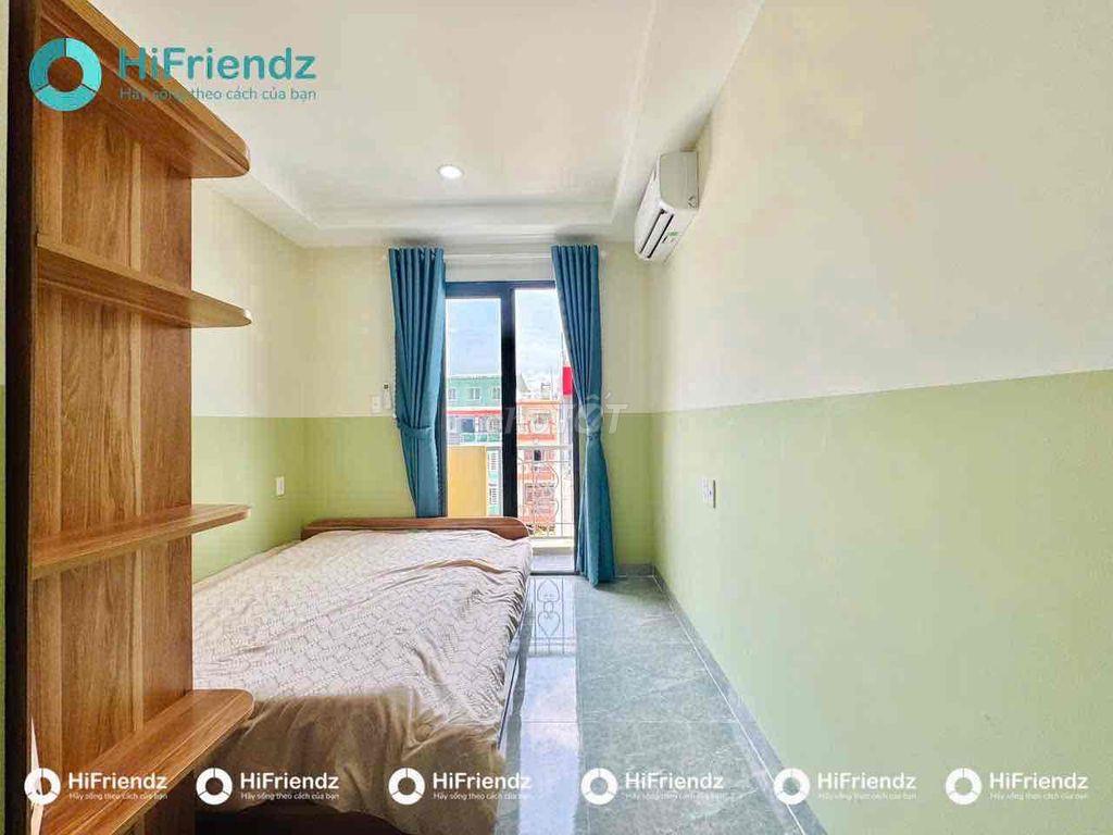 trống studio, tách bếp, bancol - ngay Lạc Long Quân q11