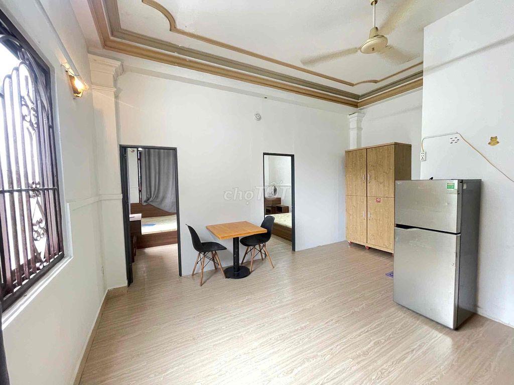 Căn Hộ 2 Phòng Ngủ Bancol - 8tr3 - Ngay Cộng Hoà