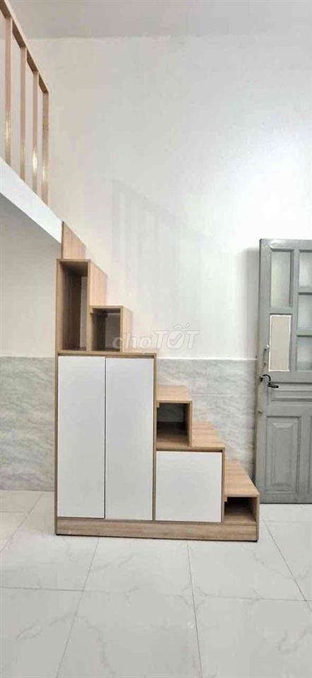 Nhà trọ gần Đại Học Văn Hiến, cách 800m
