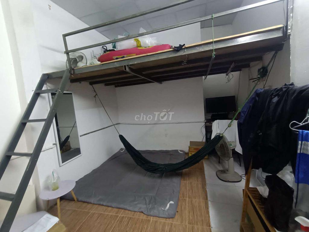 Trọ Tân Phú có máy lạnh có gác gần đh văn hiến, cd cntt, bv Tân Phú