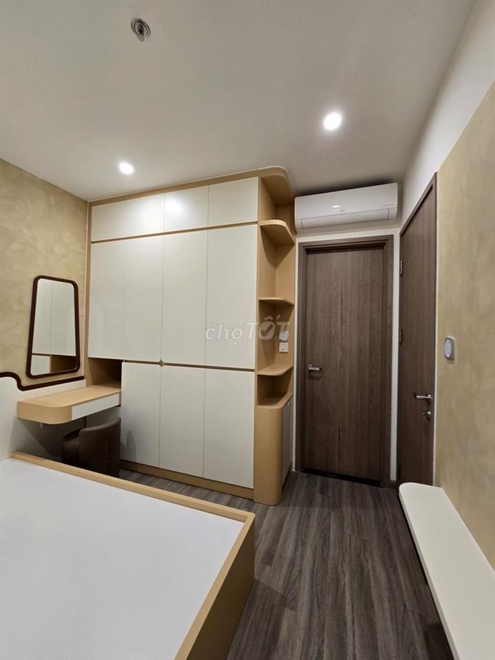 Căn hộ 2 PN+, full nội thất, khu Glory Heights, có diện tích 69 m2