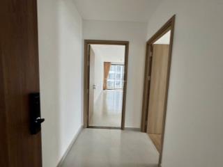 Bán căn hộ MT Eastmark City 99m2 3PN + 3WC, sổ hồng sẵn, mới 100%.