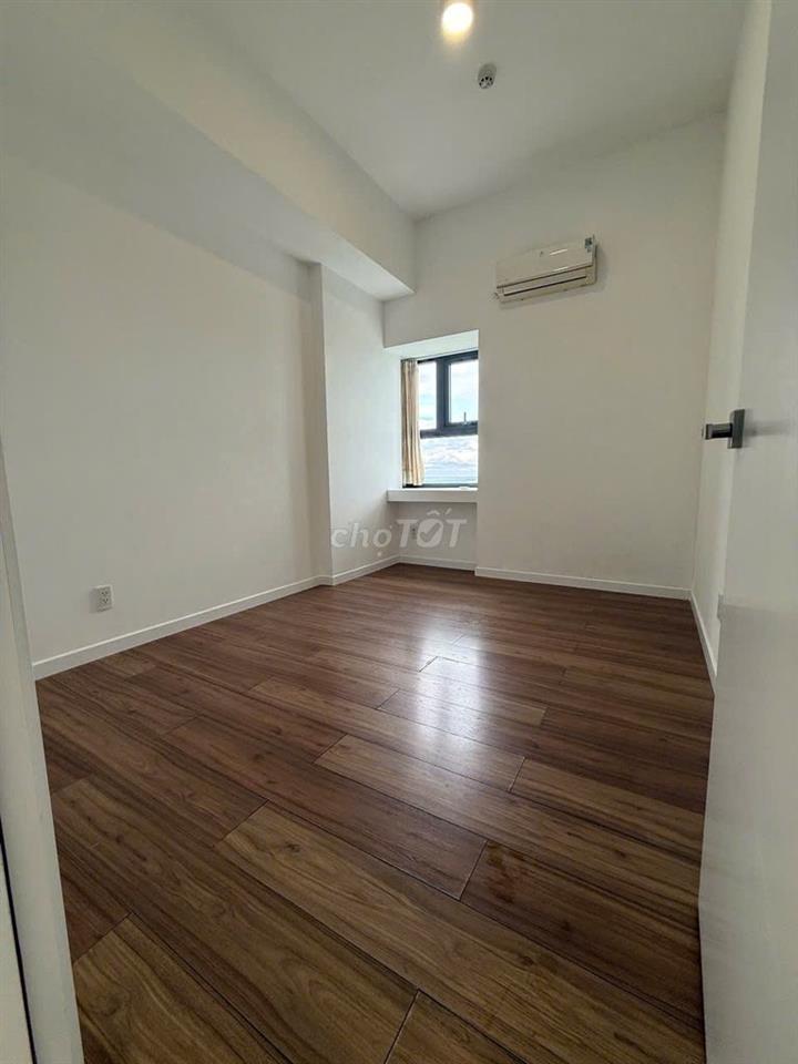 Bán chung cư Ricca 3pn + 3wc dt 115m2 có sổ hồng căn hộ mới bàn giao.