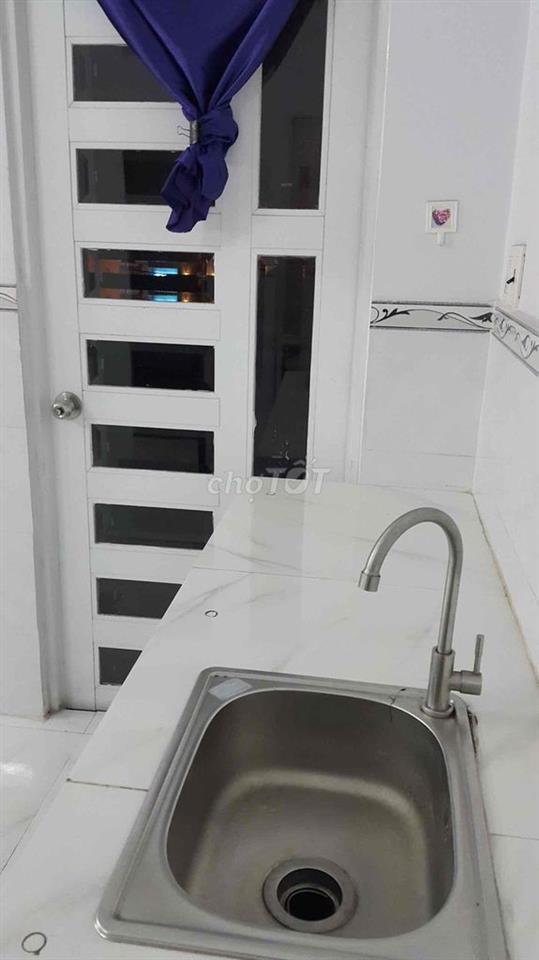 Phòng có ban công, cửa sổ trời mới đẹp, 23m2- Gần Công viên chợ Cây Sộ
