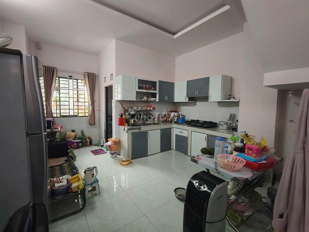 Chủ cần tiền bán gấp nhà 181m2 bình trưng Tây quận 2 cũ