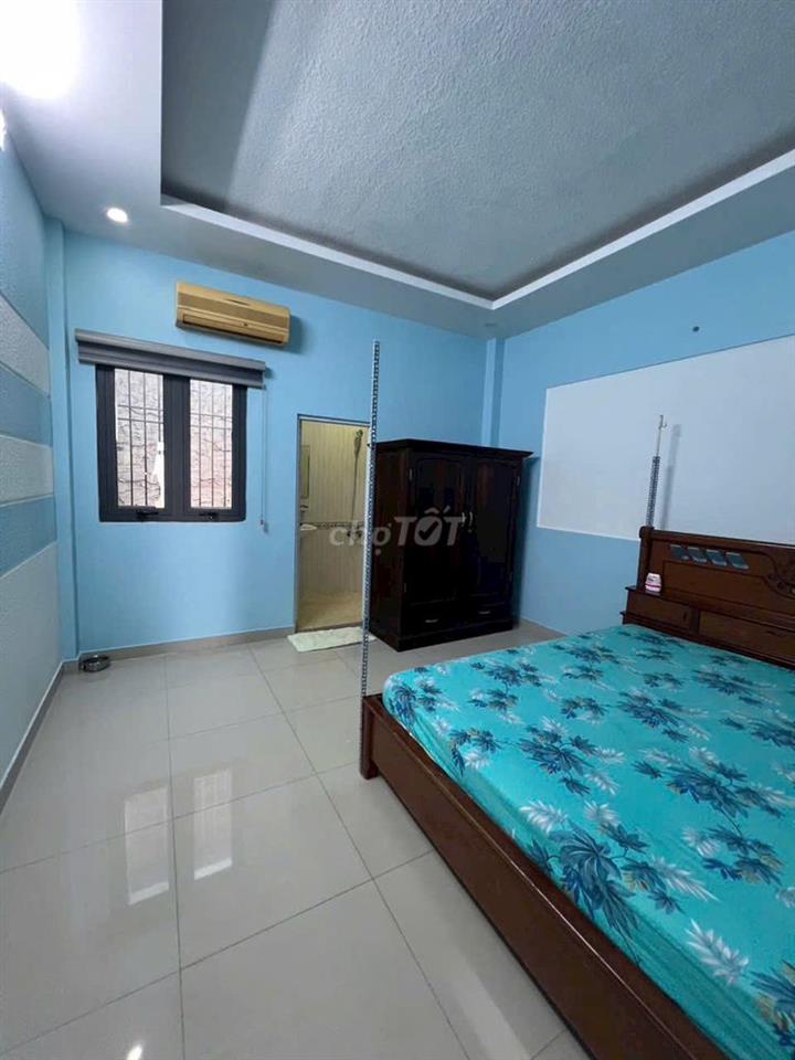 Cho thuê nhà 3 tầng đường số 2 HIệp Bình sát ĐH luật Siêu thị coop