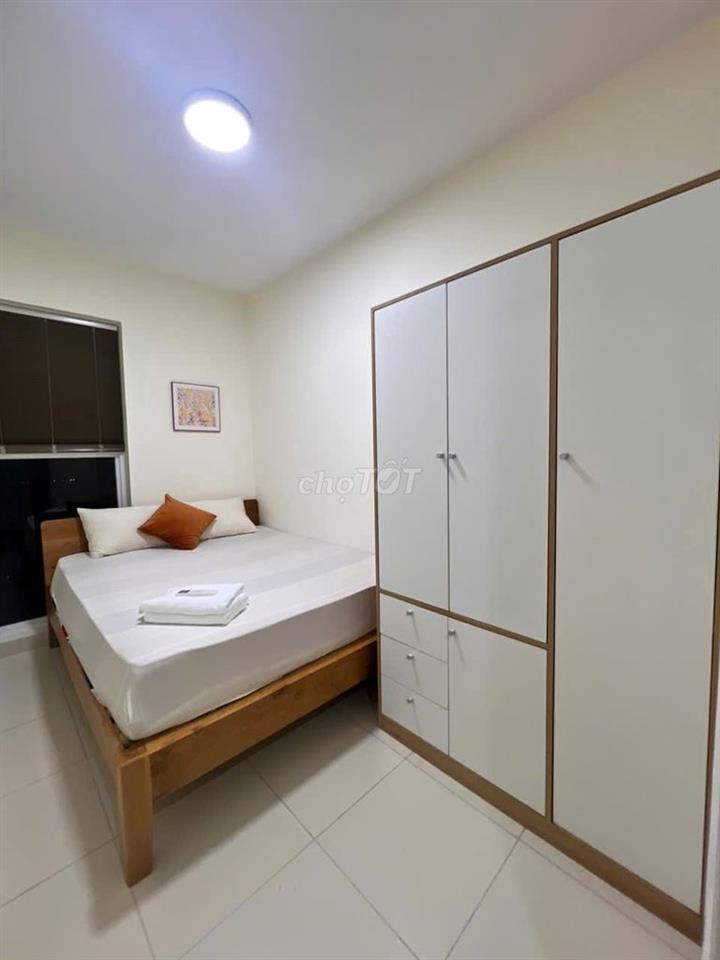 Bán căn hộ 2 phòng ngủ Thủ Thiêm Sky, sổ hồng riêng