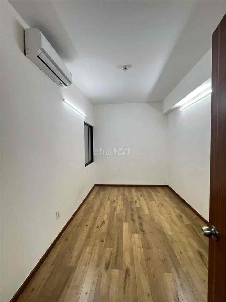 Flora Novia cần bán căn 2PN2WC 75m2 giá 3,75 tỷ đã có sổ hồng
