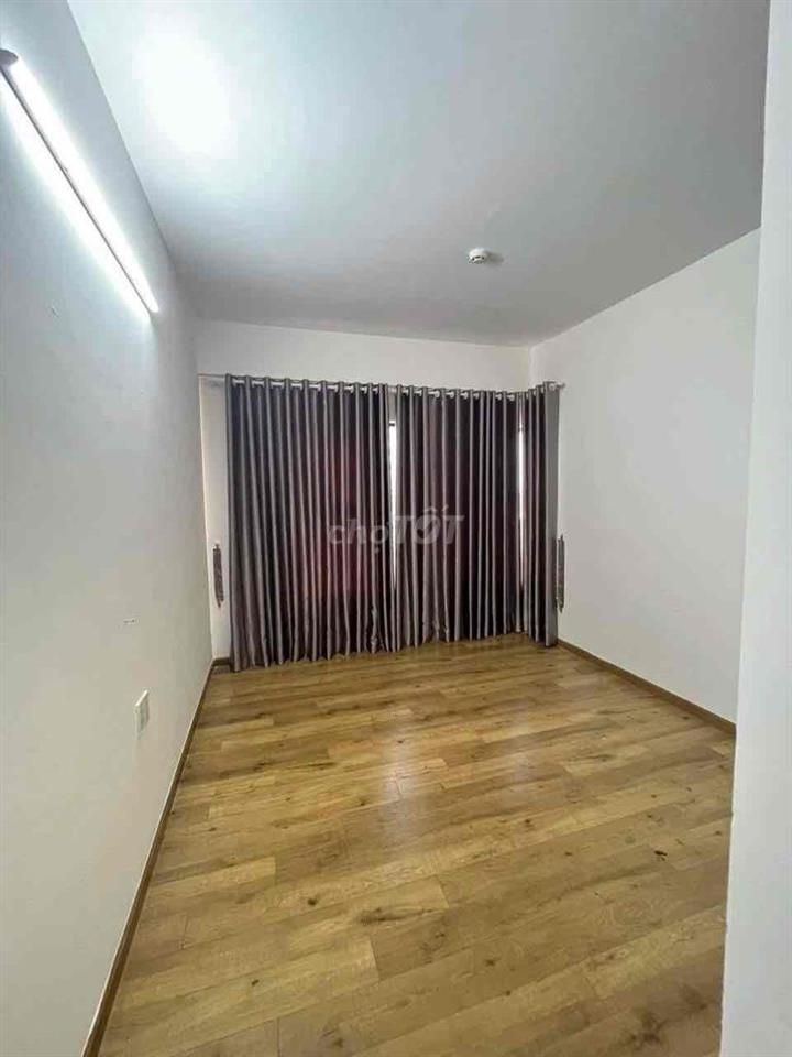 Flora Novia cần bán căn 2PN2WC 75m2 giá 3,75 tỷ đã có sổ hồng