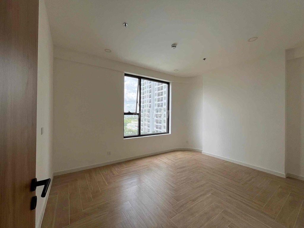 Green Skyline bán căn 2PN2WC 71m2 view hồ bơi tầng 6 giá 3.95 tỷ full