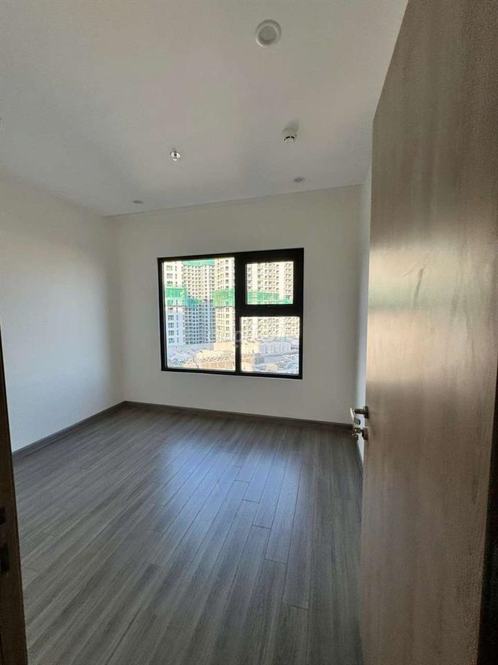 SANG LỖ 300TR CĂN 2PN 2WC BELVERLY SOLARI VINHOME GRAND PARK VIEW ĐẸP