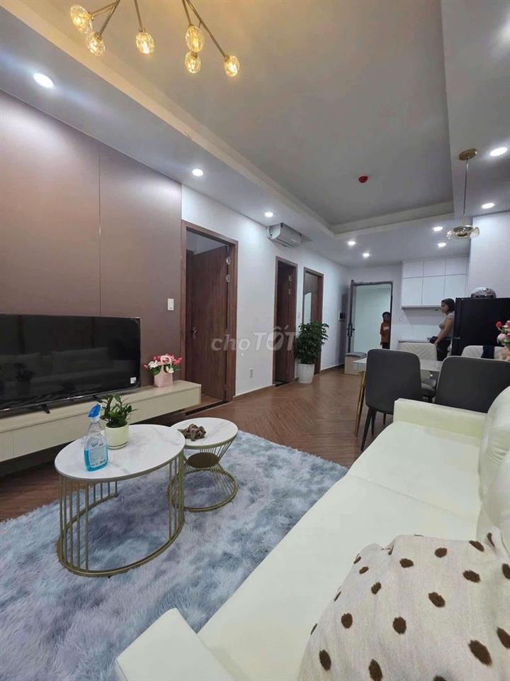 Chính chủ cần bán căn hộ full nội thất