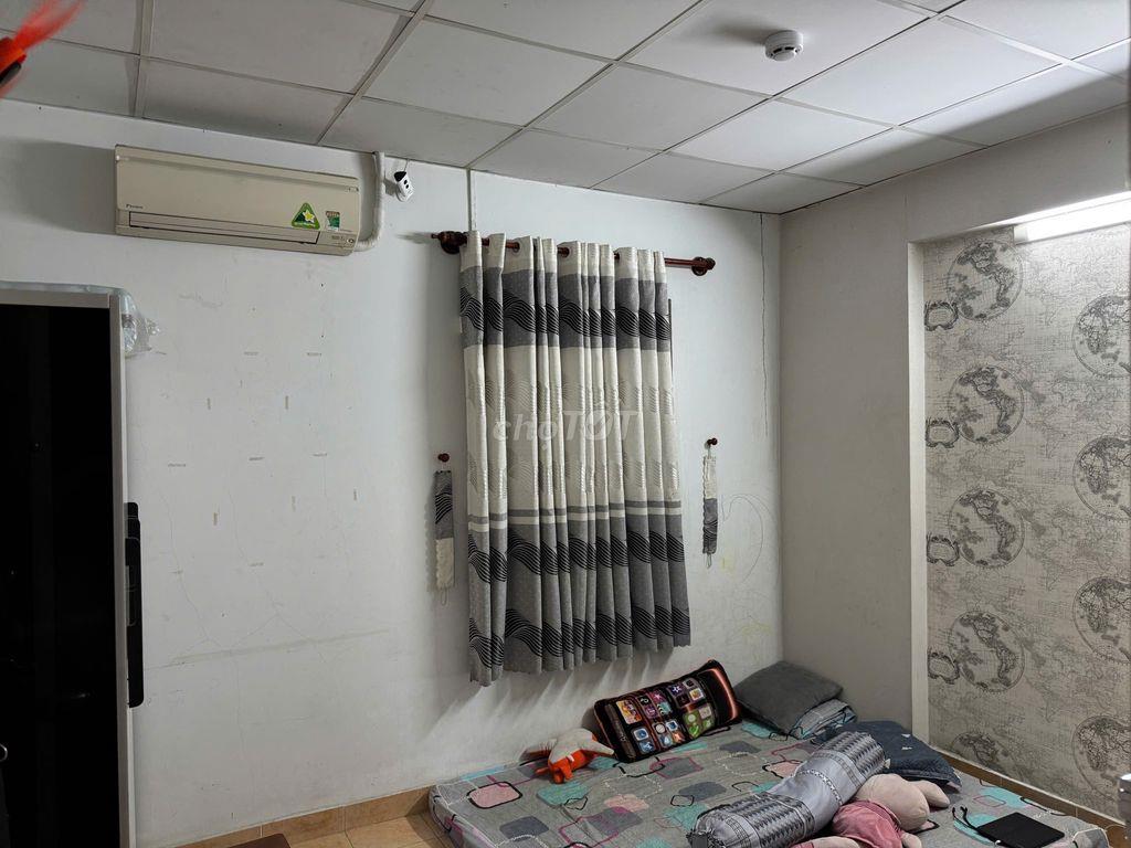 Giao bán căn hộ chung cư C4