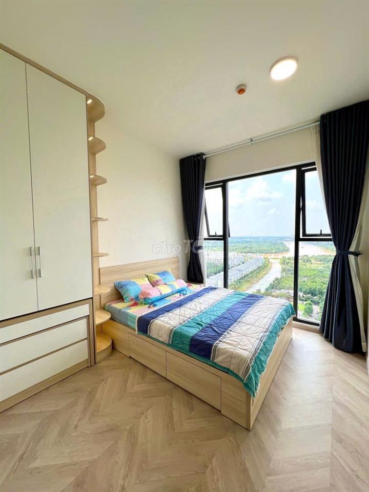 Bán 2PN Lumière Boulevard 72m² Full NT tầng 18 hướng ĐN