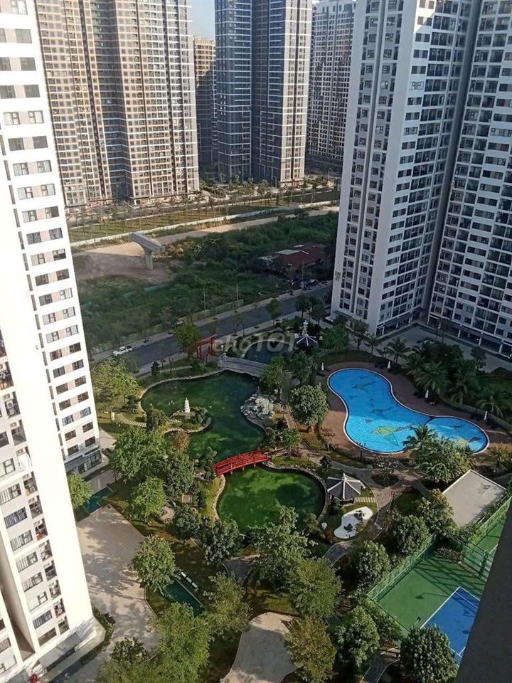 Cần tiền bán căn hộ view đẹp giá rẻ..