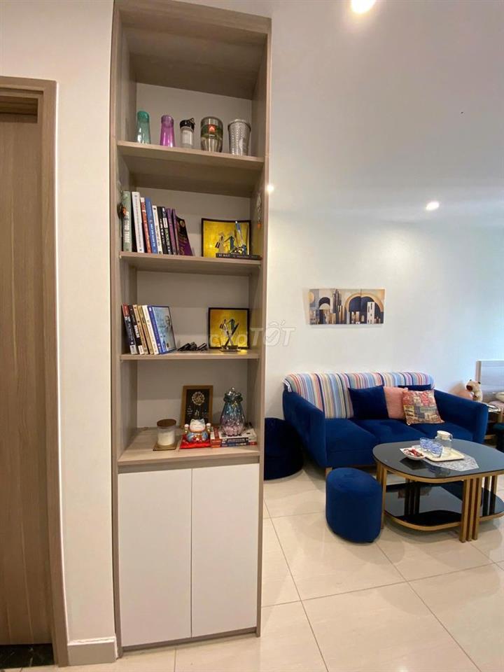 Cần tiền bán căn hộ view đẹp giá rẻ..